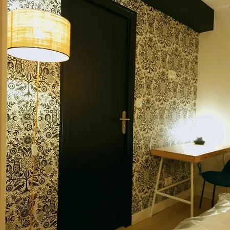 La Smala, Grand Gite Familial De 6 Chambres Avec 6 Salles De Bain Et 6 Wc Proche Du Puydufou Les Herbiers