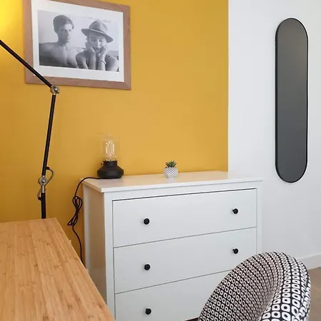 Apartment La Smala, Grand Gite Familial De 6 Chambres Avec 6 Salles De Bain Et 6 Wc Proche Du Puydufou