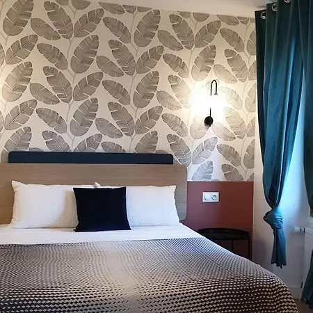 Διαμέρισμα La Smala, Grand Gite Familial De 6 Chambres Avec 6 Salles De Bain Et 6 Wc Proche Du Puydufou *